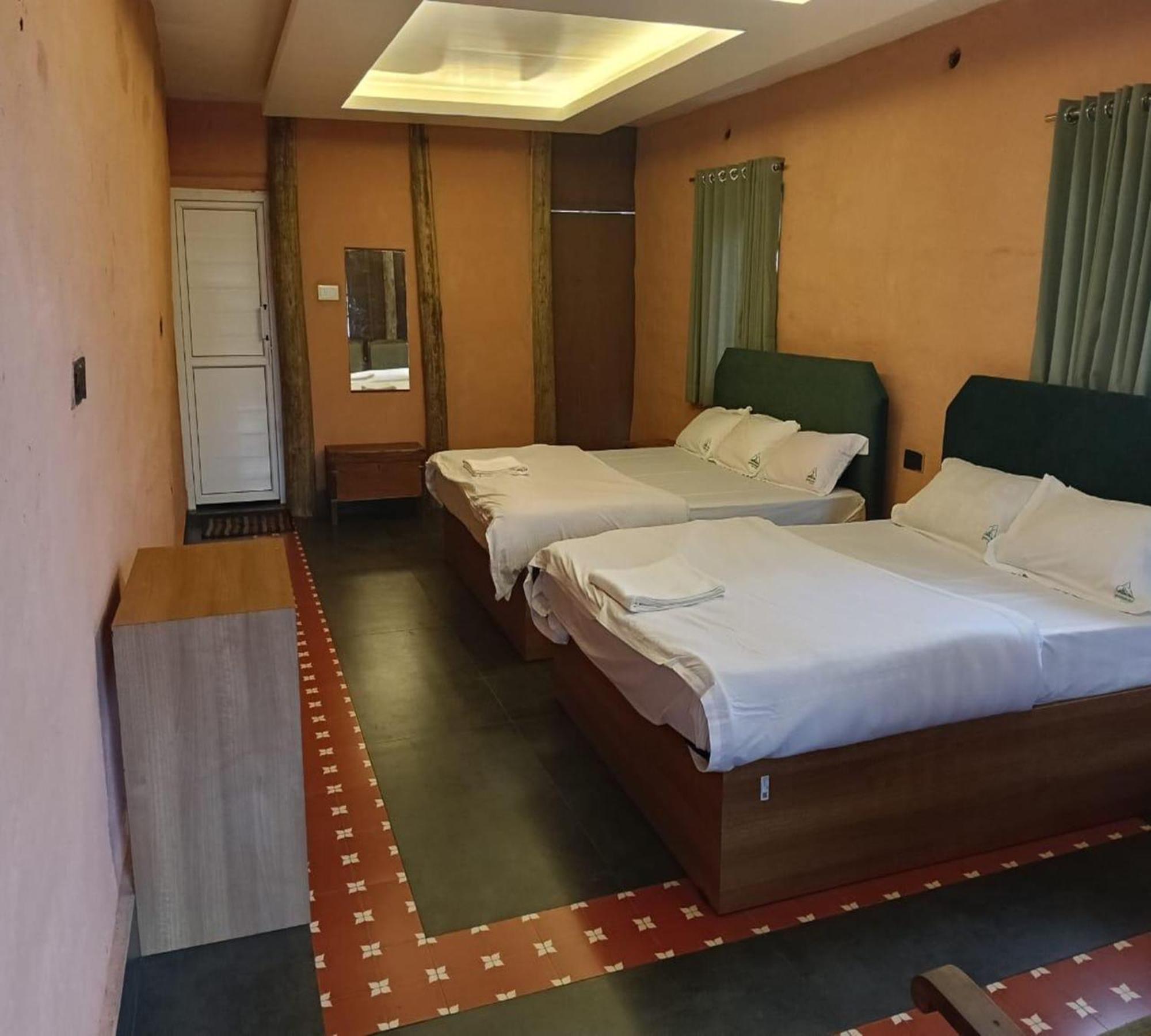 Anandavana Jungle Living By Lexstays - Kanthalloor-Marayur المظهر الخارجي الصورة